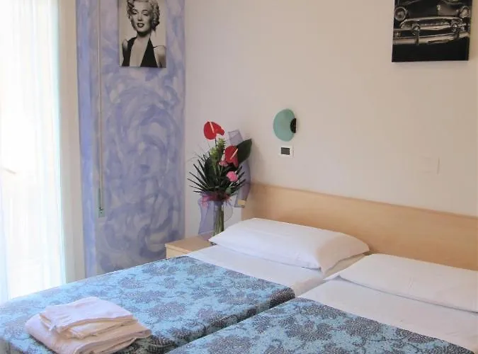 Elia Hotel 2*