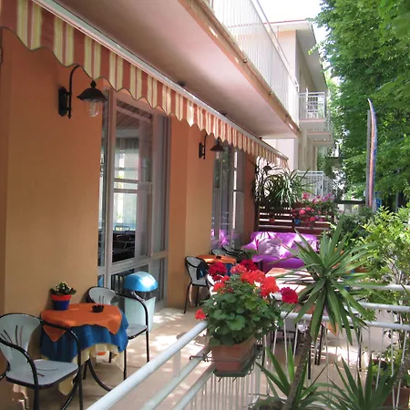 Elia Otel 2*